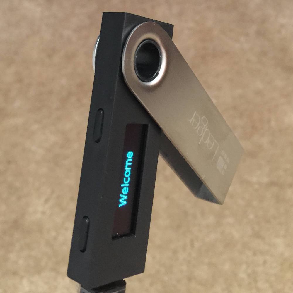 Ledger Nano S Review: 5 Things to Know Before (2022 Update)